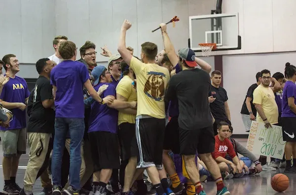 Greek week Students huddle